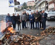 Επίσκεψη του Νίκου Κουτσογιάννη στο Γηροκομείο και στους παραδοσιακούς Καρτσιούνους της Νάουσας