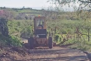 ΥπΑΑΤ: Παράταση κατά ένα μήνα,  της πρόσκλησης για αγροτική οδοποιία 