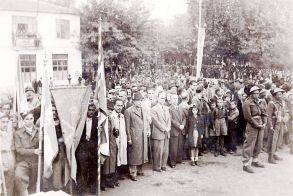 ΜεΜιαΜατια Βέροια, 28η Οκτωβρίου 1947. Πλατεία Ωρολογίου