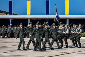 Κλείδωσαν οι αλλαγές στις στρατιωτικές σχολές  - Τι αλλάζει στις Πανελλήνιες