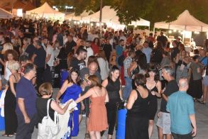 Επέστρεψε δυναμικά το Naoussa Street Food Festival Wine Edition (ΦΩΤΟΣ)