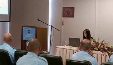 Ενημερωτική ομιλία του Συμβουλευτικού Κέντρου Γυναικών Δ. Βέροιας σε συνεργασία με την Αστυνομική Διεύθυνση Ημαθίας