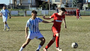 Εμφατικό πέρασμα της Νάουσας από τη Μελίκη