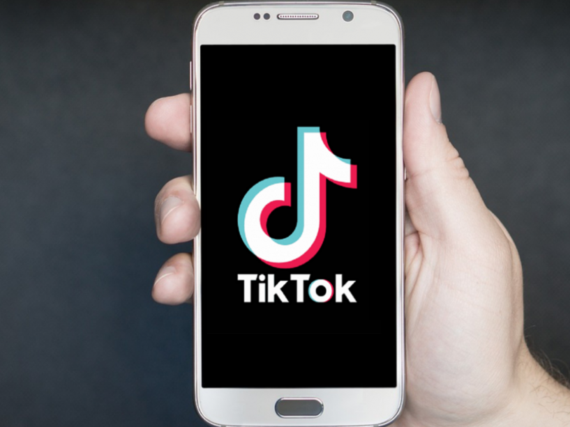 Το TikTok θα μπλοκάρει τα φίλτρα ομορφιάς στους έφηβους;