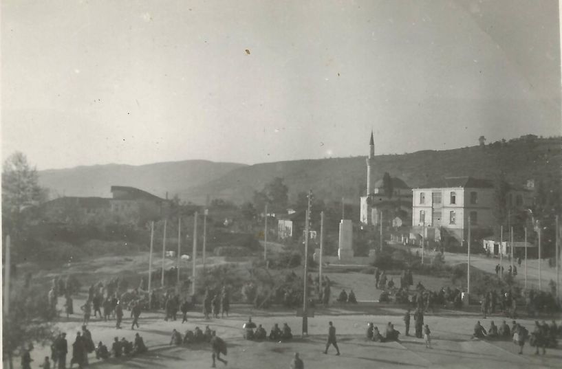 ΜεΜιαΜατια  Ημέρες κατοχής, Βέροια 1942... 