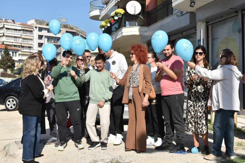  ΔΩΡΕΑ  ΕΝΟΣ ΜΙΝΙ ΒΑΝ ΑΠΟ ΤΟ  ΙΔΡΥΜΑ  ΑΘΑΝΑΣΙΟΥ Κ.ΛΑΣΚΑΡΙΔΗ ΠΡΟΣ ΤΗ Μ.Α.μ.Α (ΦΩΤΟΣ)