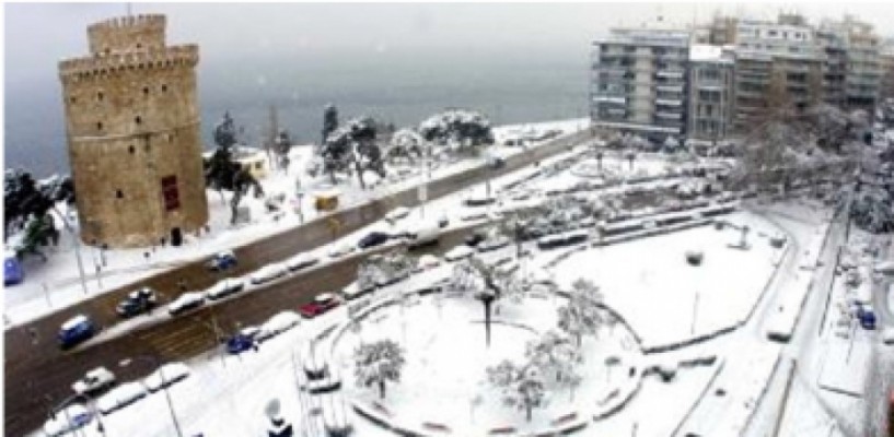 Εισαγγελική έρευνα στη Θεσσαλονίκη για το «χάος» του χιονιά