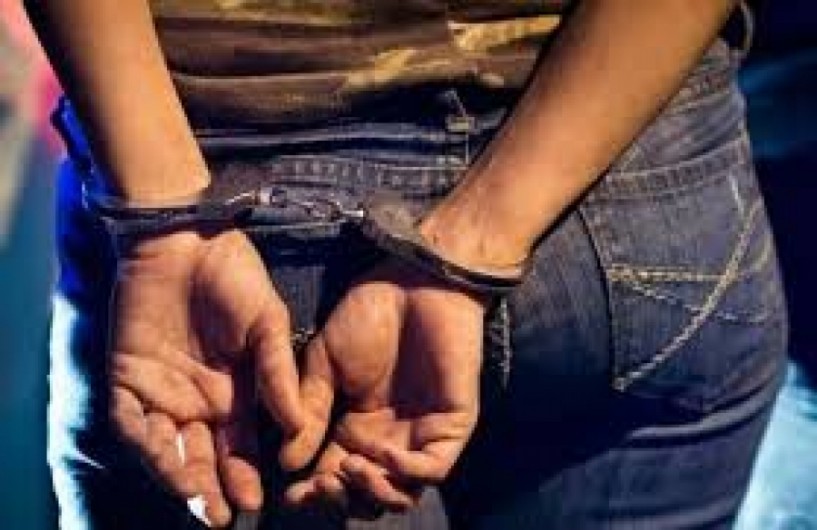 20χρονη η δράστης κλοπής κοσμημάτων από σπίτι στη Νάουσα