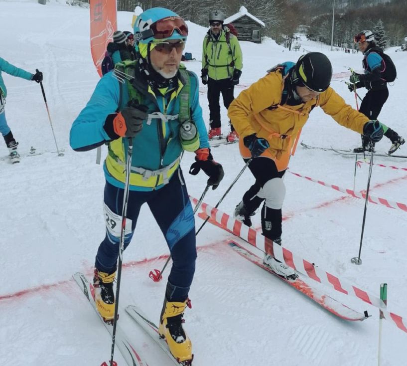 Δύο μετάλλια για τον Γιώργο Καισαρίδη του ΕΟΣ Νάουσας σε αγώνες ορειβατικού Σκι