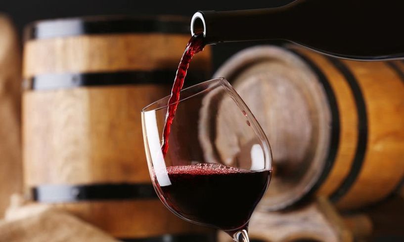 Έρευνα δείχνει ότι ένα ποτήρι κόκκινο κρασί ισοδυναμεί με μία ώρα στο γυμναστήριο