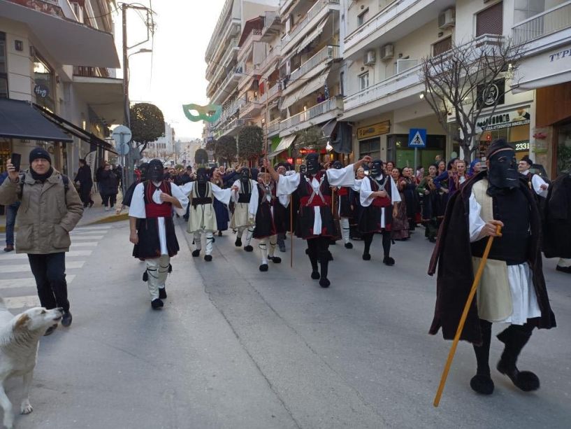 Αναβολή του εθίμου των Καπεταναίων από τον Σύλλογο Βλάχων Βέροιας λόγω της ημέρας μνήμης του δυστυχήματος των Τεμπών