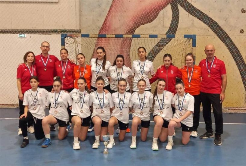 Πρώτη θέση στο 11ο HANDBALL CLIMAX για τις Παγκορασίδες Α' του Φιλίππου Βέροιας