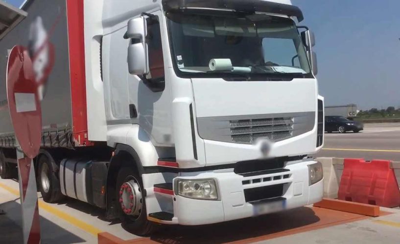Υπέρβαρα φορτηγά στην Εγνατία ...τέλος! Με γεφυροπλάστιγγα ο έλεγχος στα Μάλγαρα (Βίντεο)