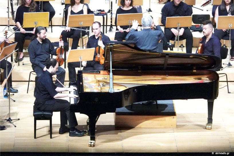 Εξαιρετικές κριτικές για την ερμηνεία του πιανίστα Παναγιώτη Τροχόπουλου στο Μέγαρο Μουσικής Αθηνών