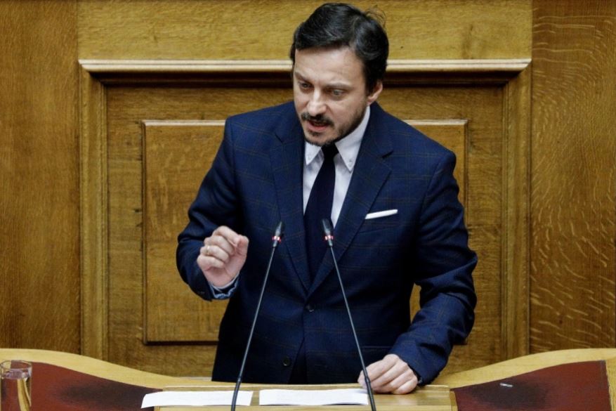 kinal-o-dimitris-mantzos-ekprosopos-typoy-ola-ta-nea-prosopa-sto-komma4