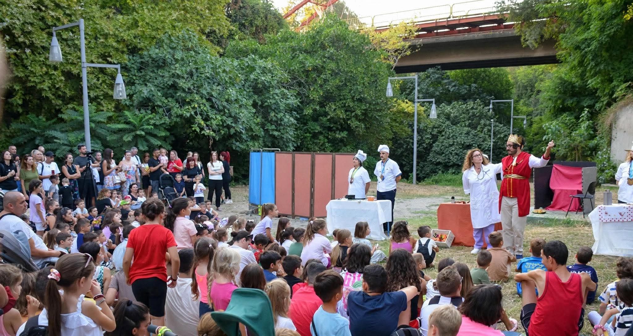 Με μεγάλη συμμετοχή ξεκίνησε το 3ο Family Festival η θεατρομαγειρική δράση «Ασ’ τα βρασ’ τα!»
