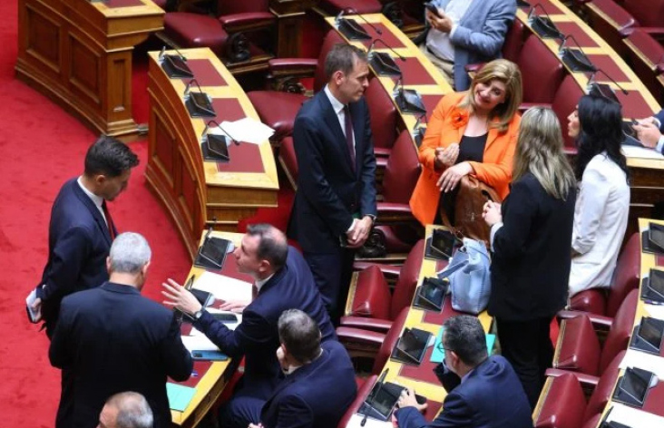 Συνταγματική Αναθεώρηση: Στην επόμενη Βουλή περνούν οι προτεινόμενες από τη ΝΔ διατάξεις